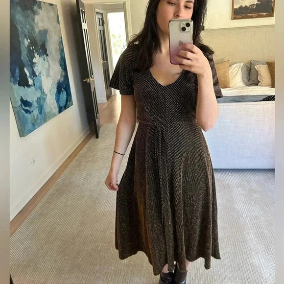 NWOT LEITH gold pin stripe fit & flare flutter sleeve v neck tie belt dress XS-M - Picture 7 of 15